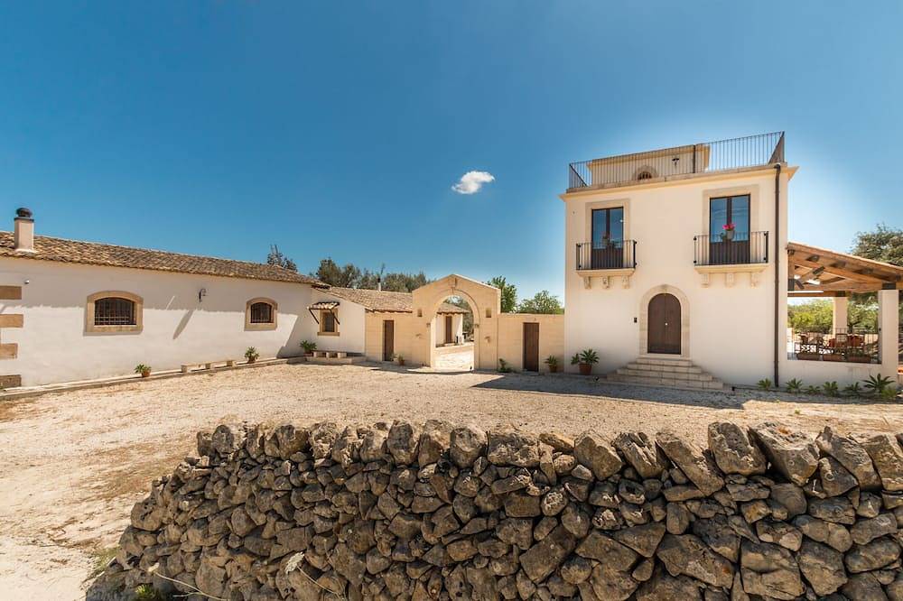Casa vacanza a Avola a partire da 317€ a notte