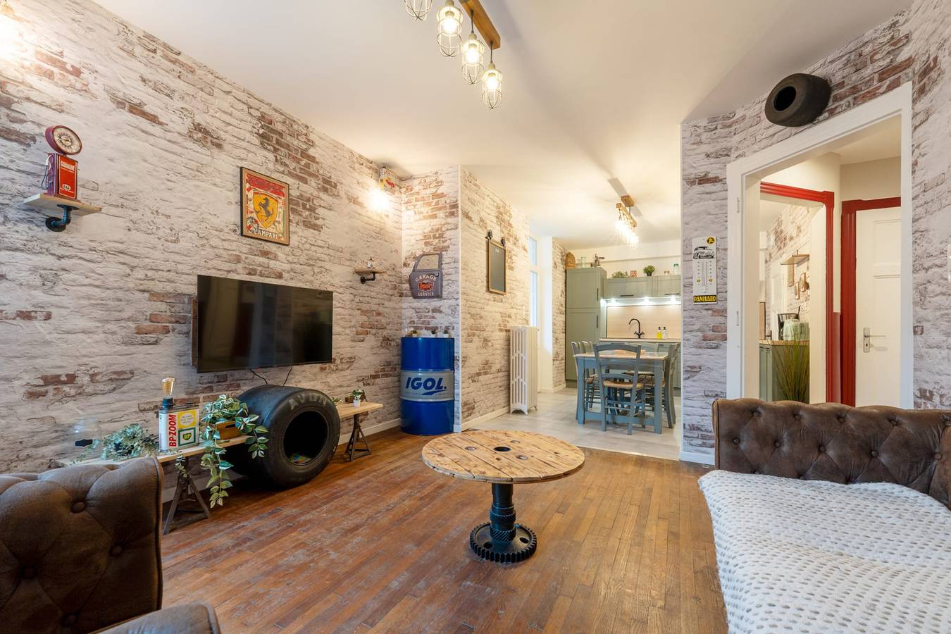 Ganze Wohnung, Ferienwohnung für 5 Personen mit Balkon in Metz, Metz Region