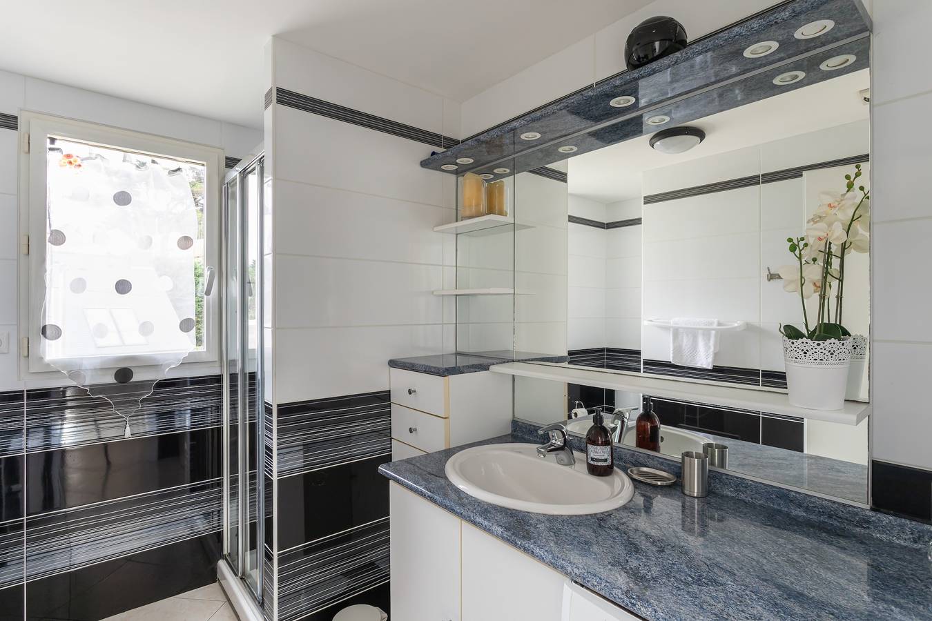 Geheel appartement, Vakantieappartement voor 6 personen met balkon in Caroual, Erquy