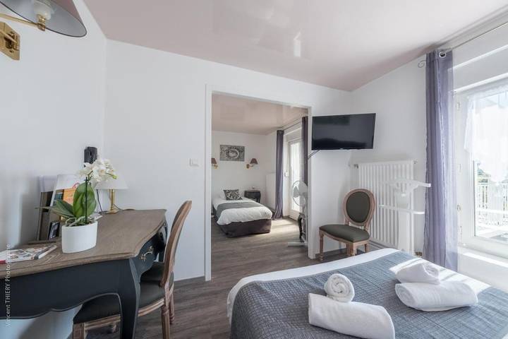 Gîte pour 3 personnes, avec Balcon et Jacuzzi ainsi que Terrasse et Jardin dans Grandvillers