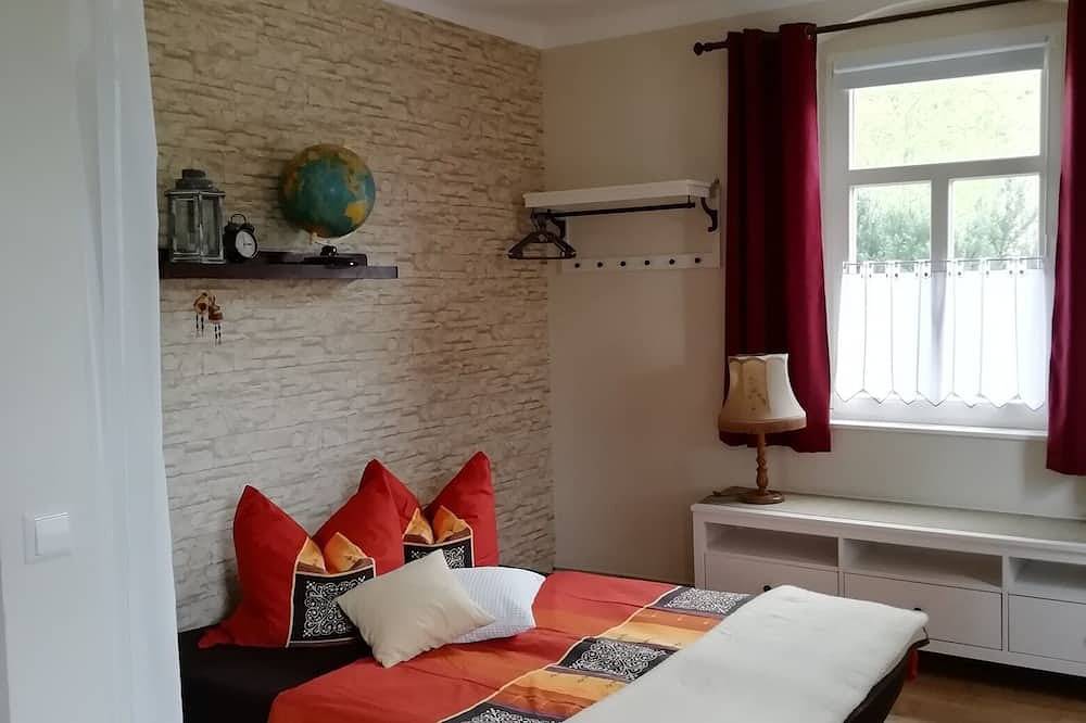 Ganze Wohnung, Kleine Oase in Radebeul (für 4 Personen) in Radebeul, Meißen Region