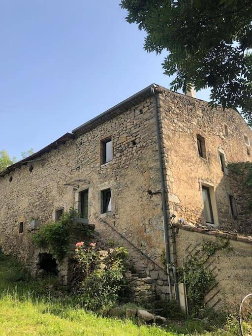 Gîte pour 2 personnes, avec terrasse et vue à Romeyer - 3