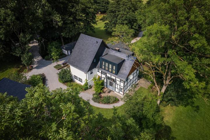 Hel lejlighed, Apartment 'Michels Mühle - Up De Lütt Deel' with Private Terrace, Private Garden and Wi-Fi in Brilon, Hochsauerlandkreis