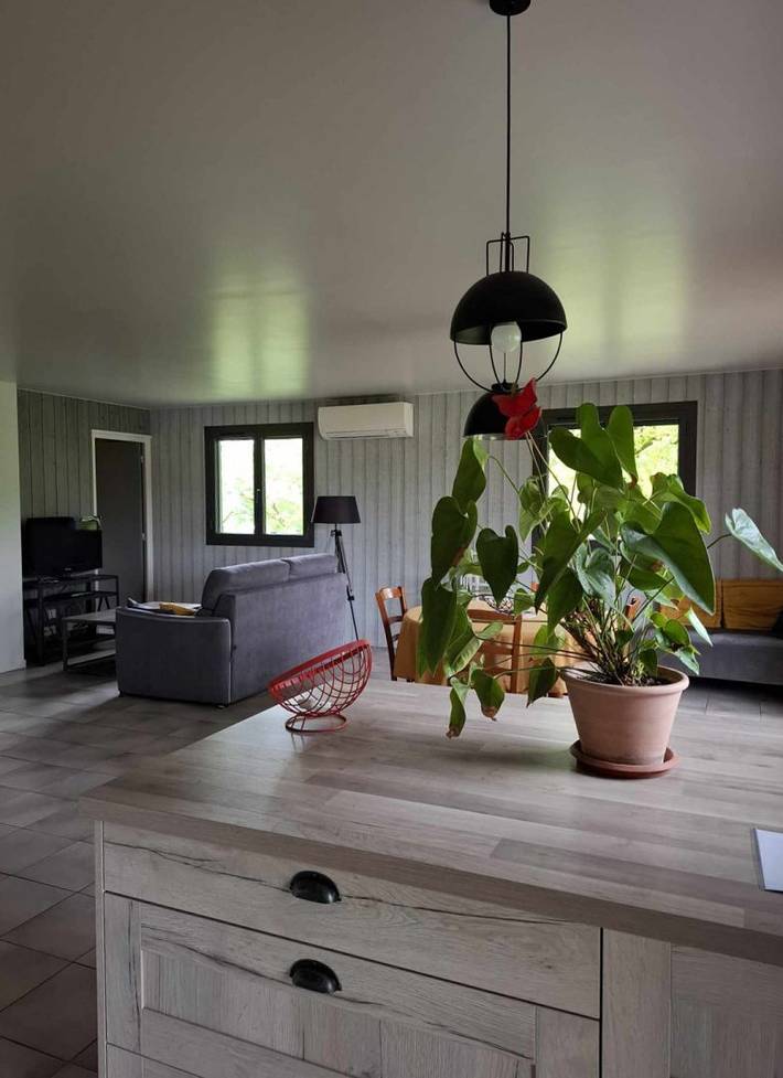 Gîte pour 4 personnes, avec terrasse et jardin à Montvalent - 3