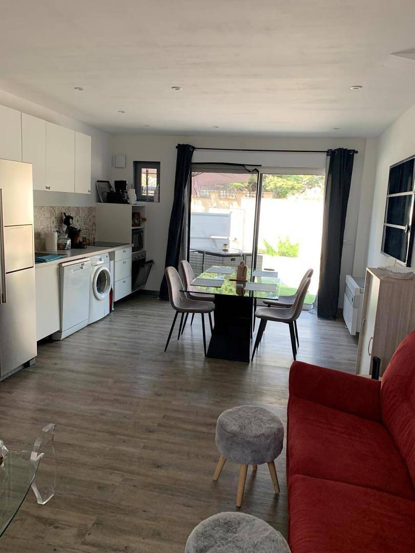 Gîte für 2 Personen mit Terrasse in Oraison, Alpes-de-Haute-Provence