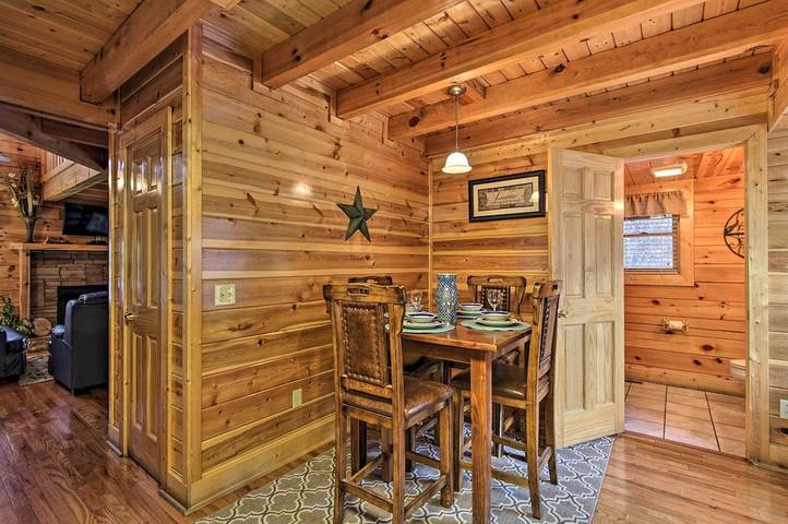 Chalet for 4 people, with hot tub and terrace in Pigeon Forge