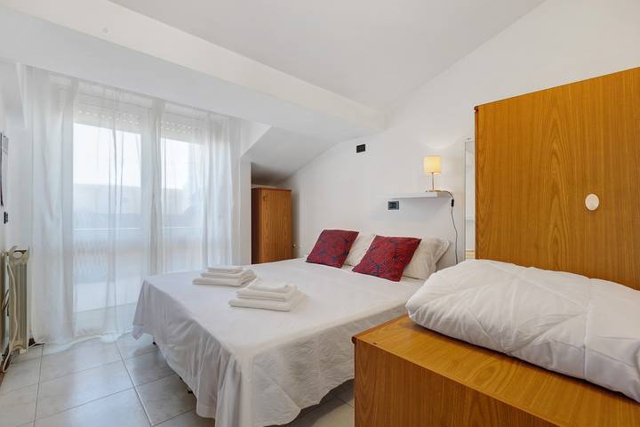 Geheel appartement, Appartement 'Piandanna Rooms' met Balkon, Wi-Fi en Airconditioning in Sassari, Provincie Sassari