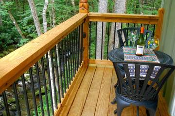 Glamping for 2 Guests in Blue Ridge Mountains, North Carolina, Picture 1