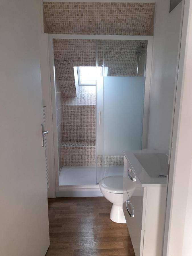 Gîte pour 4 personnes, avec jardin à Tréméloir - 4
