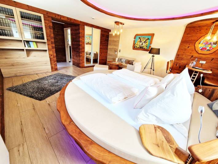 Ferienwohnung für 4 Personen, mit Whirlpool und Terrasse sowie Garten in Ottenhöfen im Schwarzwald - 2