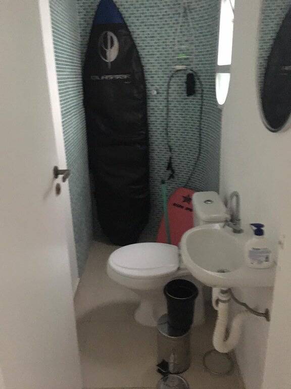 Ganze Wohnung, Apt vor dem Strand von Asturien. Fuß in den Sand. Geeignet für 8 Gäste. in Guarujá, Baixada Santista