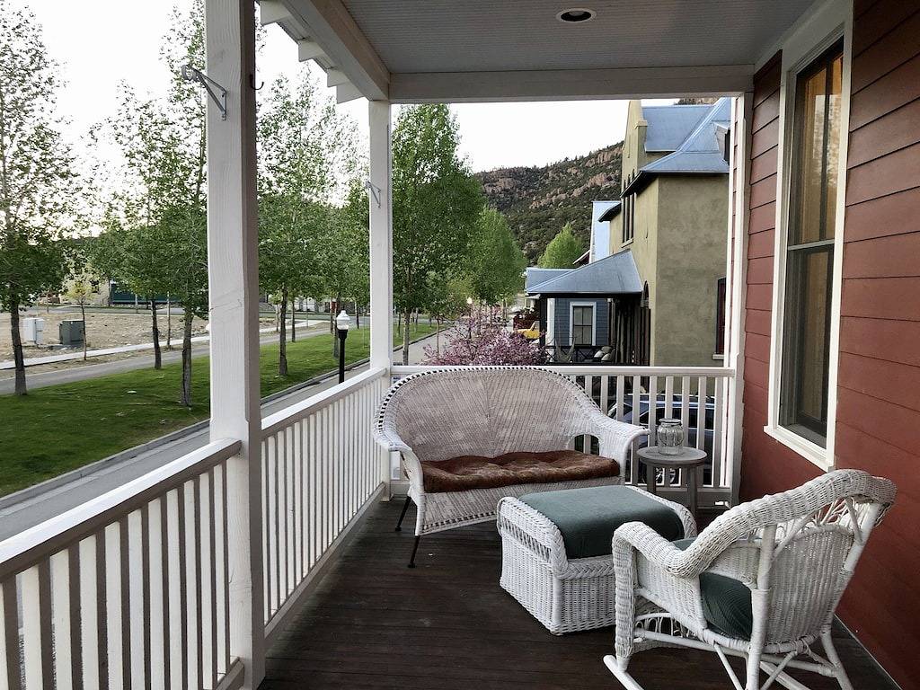 Beste Lage in Bv, The Red Farmhouse in S. Main heißt Sie willkommen !!! in Buena Vista, Chaffee County