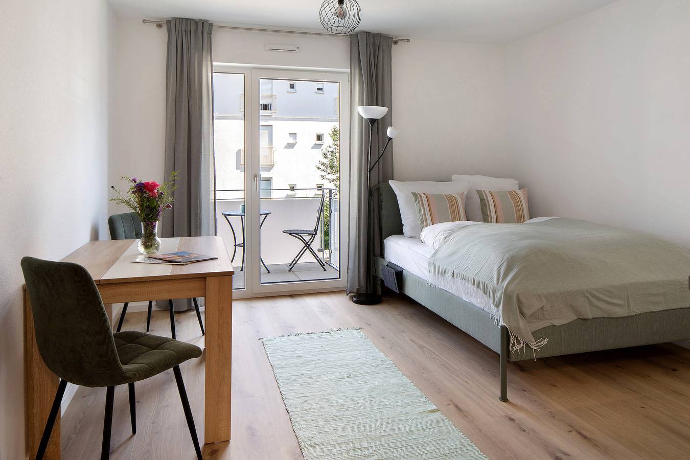 Ganzes Studio, Ferienwohnung Münster, Sehr Zentral' mit Balkon und Wlan in Wiehre (Freiburg), Freiburg