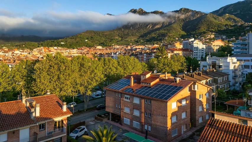 Hôtel pour 2 personnes, avec terrasse à Berga - 2