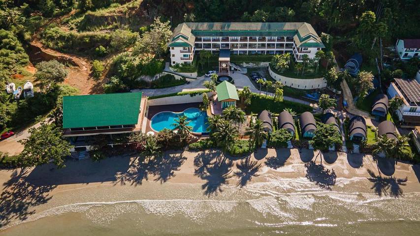 Hotel für 4 Personen, mit Ausblick und Balkon sowie Pool auf Koh Chang