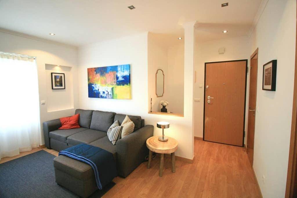 Apartamento inteiro, Two-Bedroom Apartment in Almada, Halbinsel von Setúbal