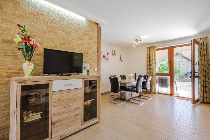 Ferienwohnung für 6 Personen, mit Terrasse auf Krk - 3
