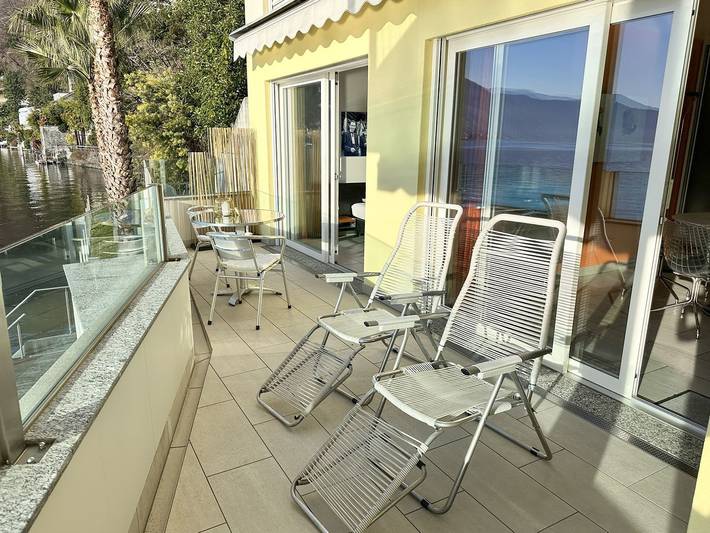 Appartement entier, Appartement de vacances pour 4 personnes avec terrasse in Alpes tessinoises