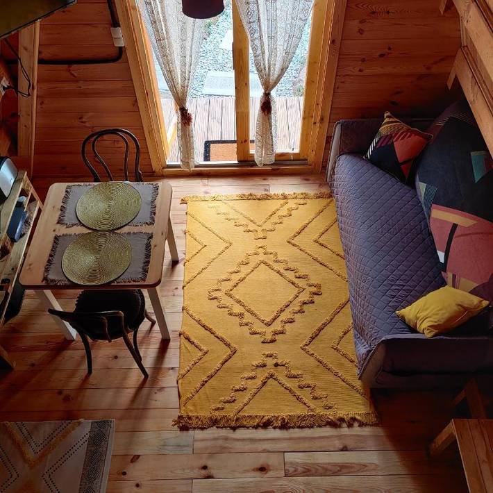 Gîte pour 4 personnes, avec jardin ainsi que piscine et vue sur le lac à Vivy - 2