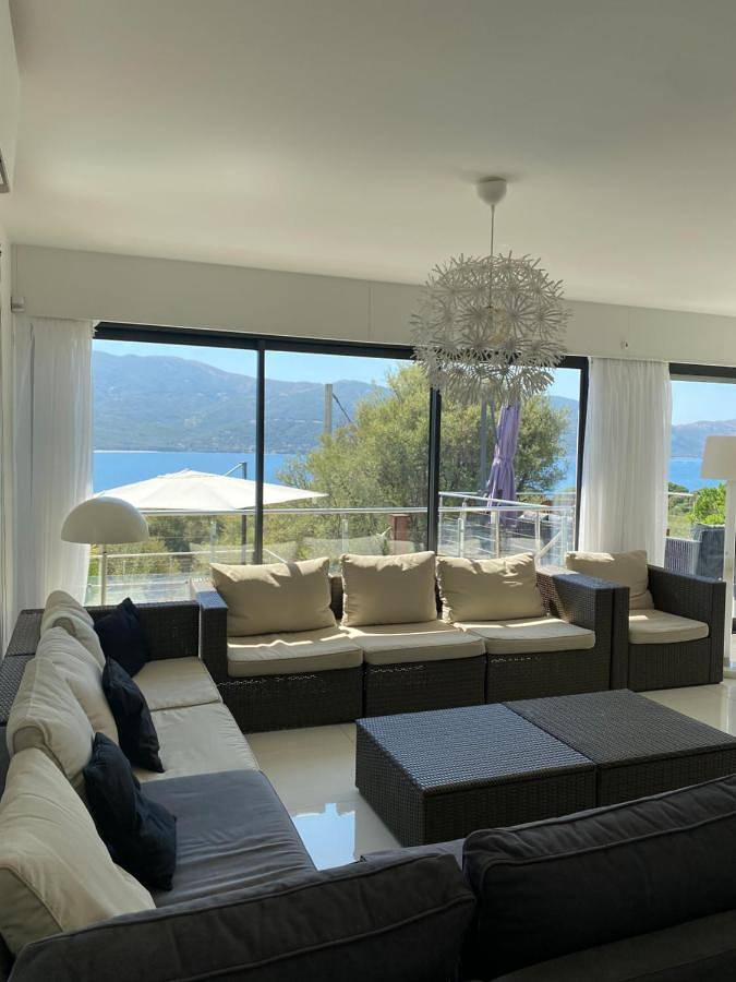 Location de vacances pour 3 personnes, avec piscine ainsi que jardin et vue à Casaglione - 4