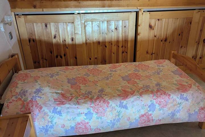 Ganze Wohnung, F1 mezzanine 5 people maximum - Bright - View of the Aiguilles d'Arves mountains in Col du Mollard, Albiez-Montrond