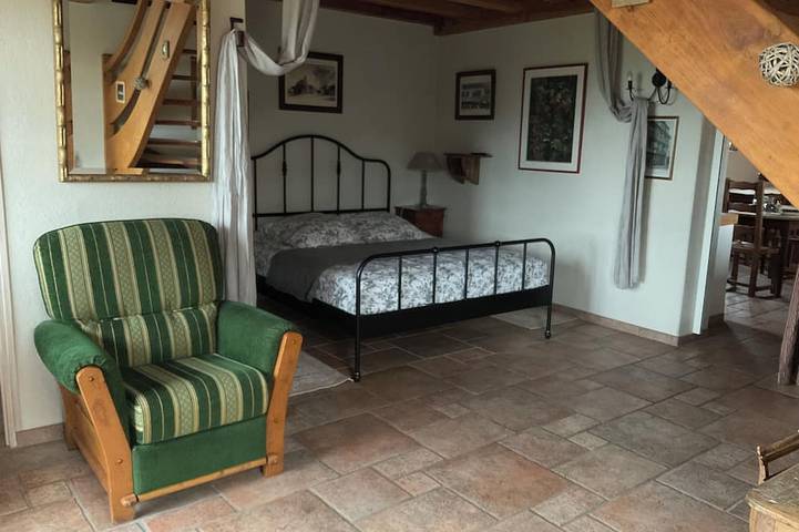 Location de vacances pour 6 personnes, avec piscine, animaux acceptés à Pouligny-Notre-Dame - 3