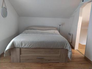 Cottage pour 2 personnes, avec jardin ainsi que vue et terrasse à Channay-sur-Lathan