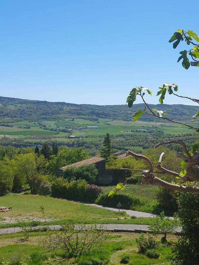 Location de vacances pour 4 personnes, avec vue et terrasse, animaux acceptés à Saint-Michel-l'Observatoire - 4