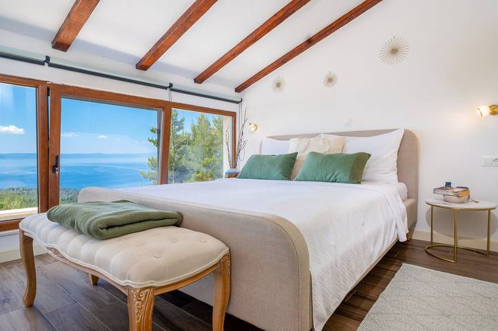 Villa für 6 Personen, mit Pool und Balkon/Terrasse in Makarska - 3