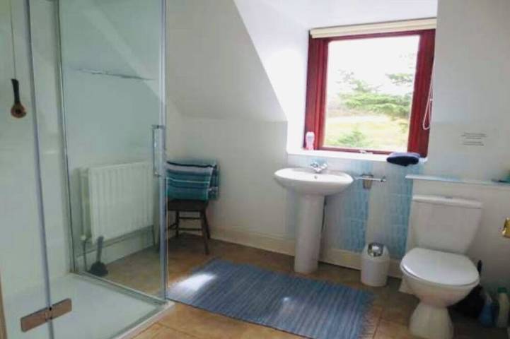 Torran Cottage - The Highland Cottage with a Piano in Highlands