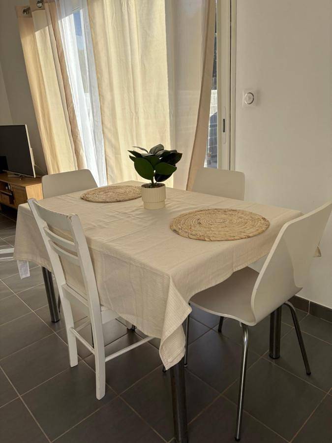 Location de vacances pour 5 personnes, avec vue et jardin à Bouliac - 3