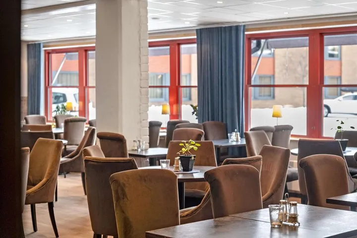 Hotel für 2 Personen, mit Sauna und Pool - 1