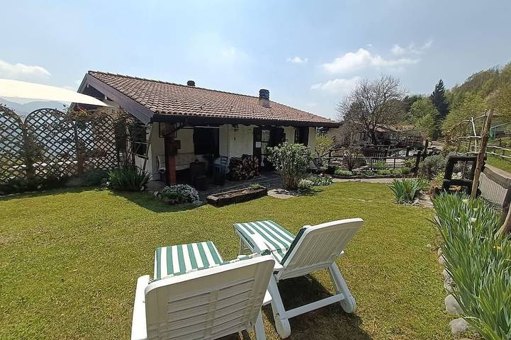 Ferienwohnung für 4 Personen, mit Terrasse und Garten, mit Haustier