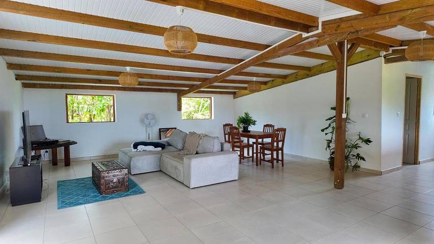 Gîte pour 4 personnes, avec vue et balcon à Baillif - 3