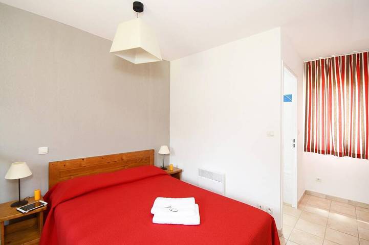 Gîte pour 4 personnes, avec piscine dans Grotte de Lascaux - 2