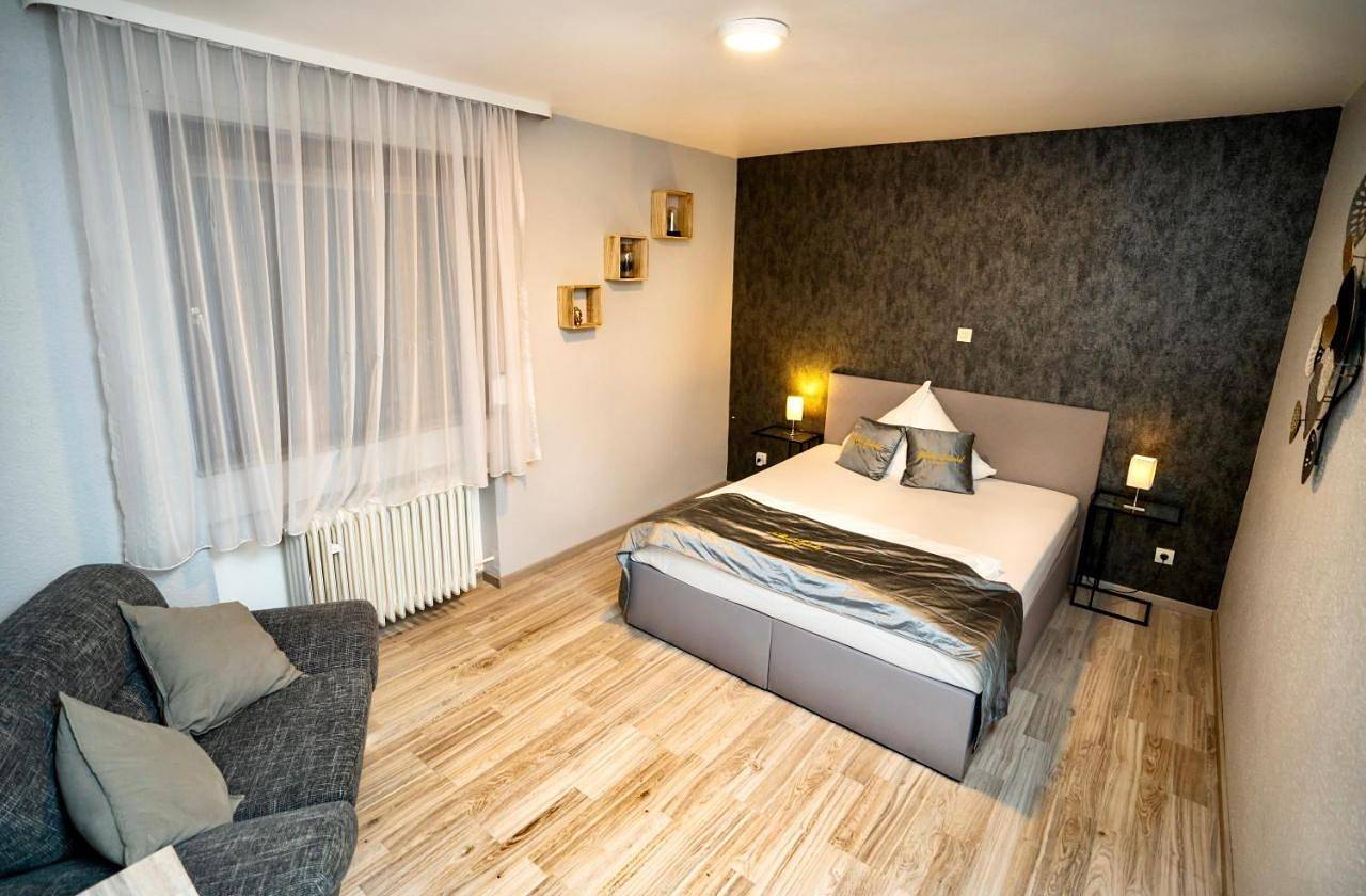 Parkhotel Lindenhof - Kostenlose Parkplätze in Offenbach, Südhessen