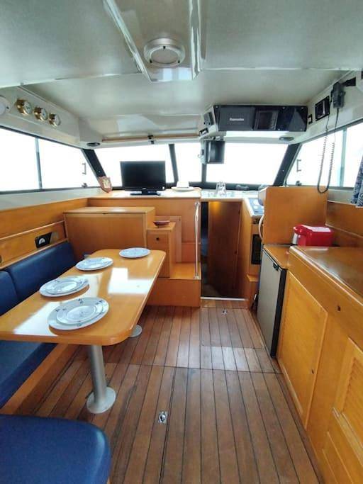 Bateau pour 2 personnes, avec vue et terrasse à Monaco - 3