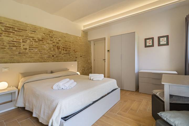 Appartamento vacanze per 2 persone, con idromassaggio e piscina nonché giardino - 1
