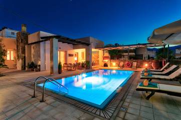 Villa for 4 People in Ίστρον, North Crete, Photo 1