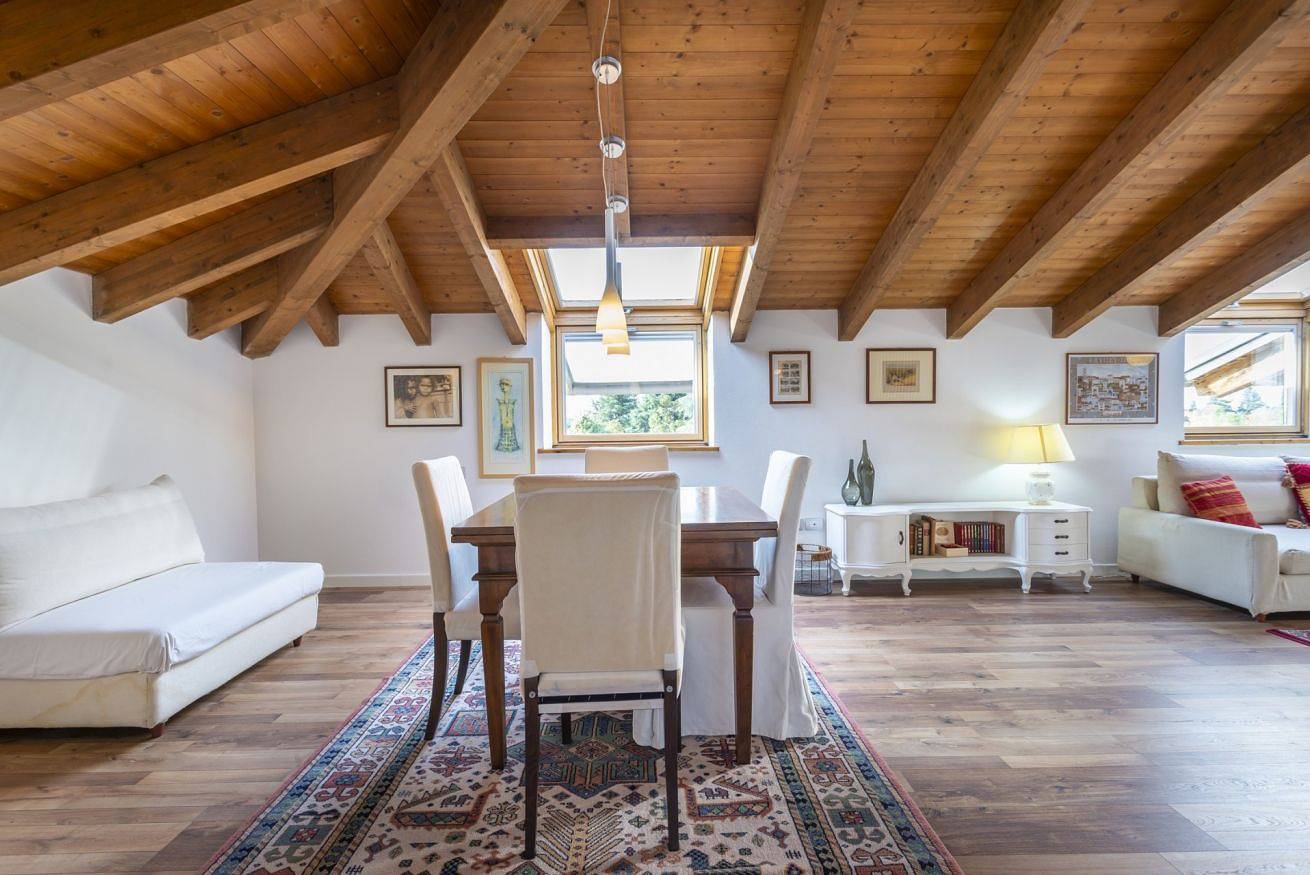 Apartamento entero, Attic in the green with Parking and Wifi / Ac in Pozzuolo del Friuli, Provincia d'Udine