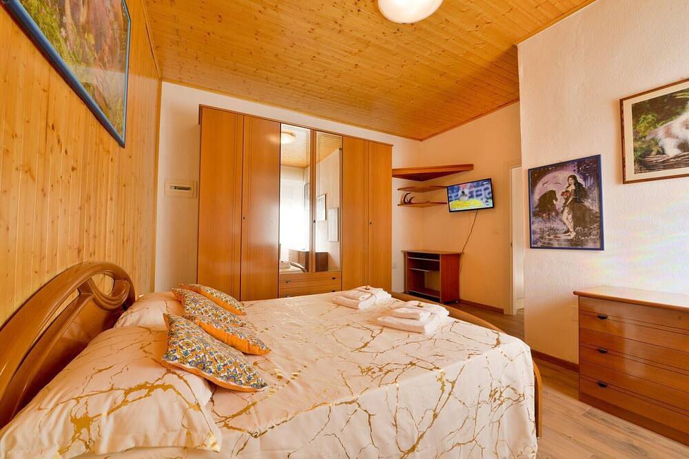 Ganze Wohnung, Casa vacanze Cà Del Manöl in Villa di Tirano, Bernina-Alpen