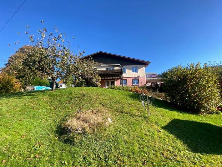 Apartamento de vacaciones para 4 personas, con piscina y vistas además de jardín y terraza, Se admiten mascotas - 1