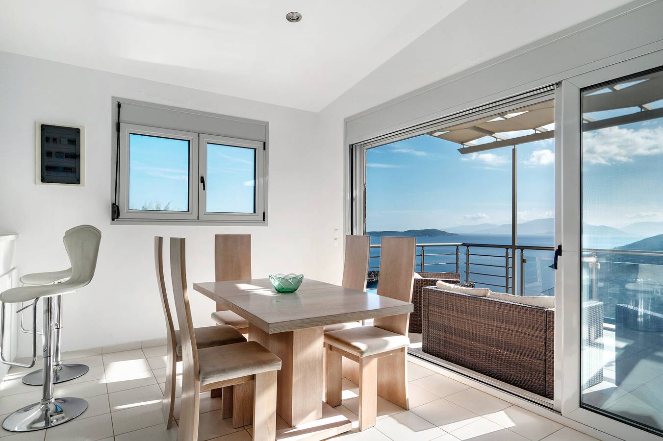 Villa 'Villa Porto Katsiki' with Sea View, Wi-Fi and Air Conditioning in Syvota (Lefkada), Greece