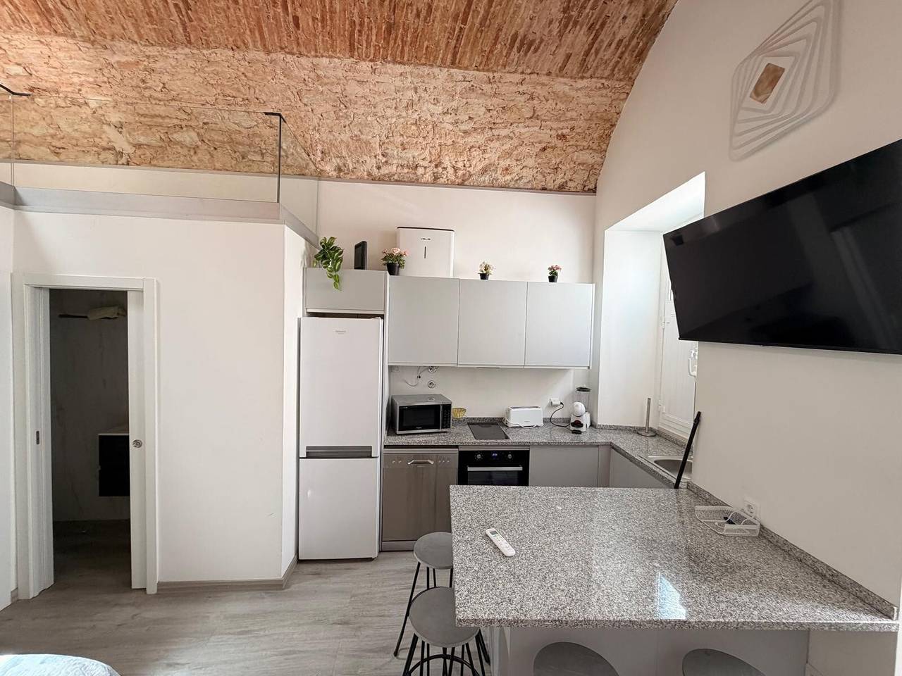 Ganzes Studio, Studio-Apartment „Vault Ceiling Ii“ mit Wlan und Klimaanlage in Olhão, Parque Natural da Ria Formosa