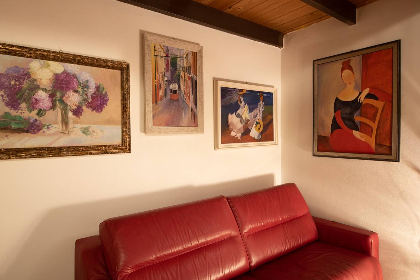 Entire apartment, Apartment 'Romantica Corte Degli Estensi' with Private Terrace, Wi-Fi and Air Conditioning in Ferrara, Ferrara Province