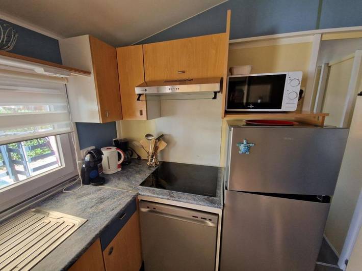 Camping pour 4 personnes, avec terrasse et piscine, animaux acceptés dans Saint-Aygulf - 3