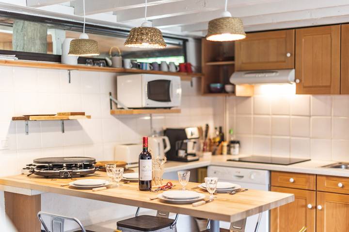 Gîte pour 5 personnes, avec terrasse et vue sur le lac à Campan - 4