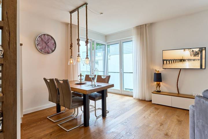 Ganze Wohnung, Ferienwohnung Meerlust mit direktem Meerblick in Scharbeutz in Scharbeutz, Ostholstein