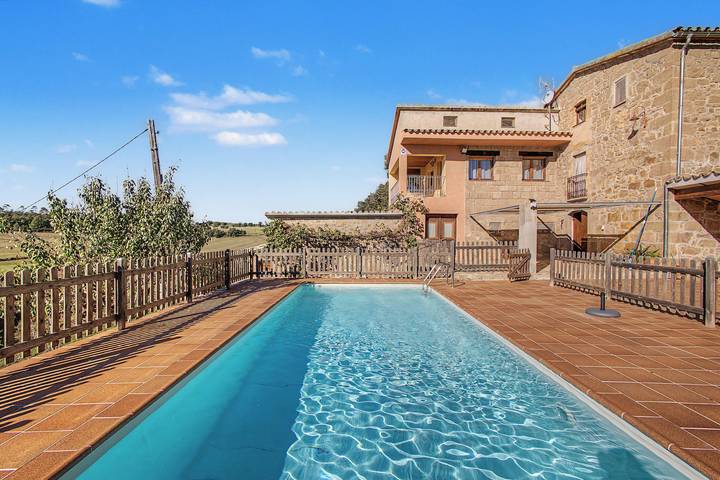 Casa rural para 8 personas, con Balcón y Jardín en Berguedà