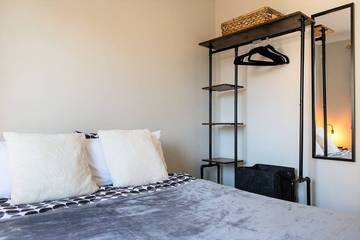 Holiday Home for 6 People in Eastbourne, East Sussex, Photo 2